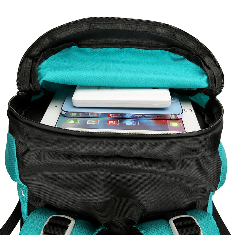 MKW2065 Durable 60L Outdoor Backpack