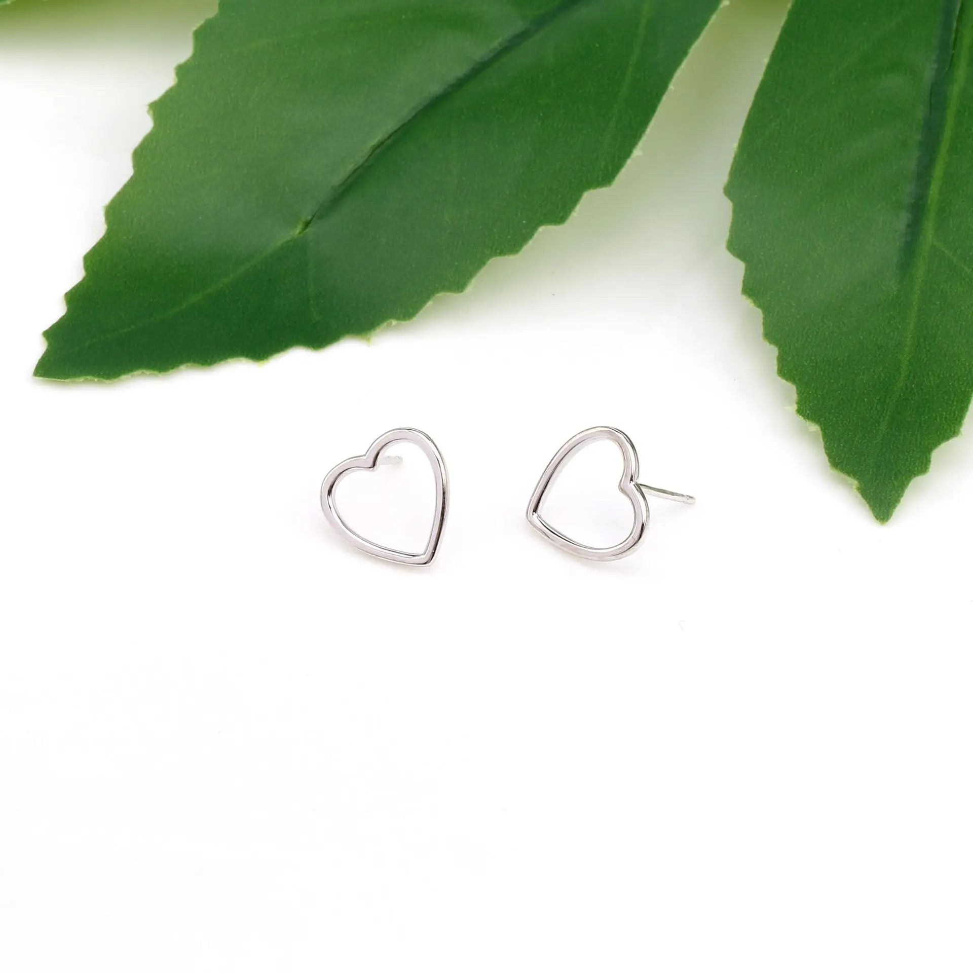 Carter Sleek Earrings