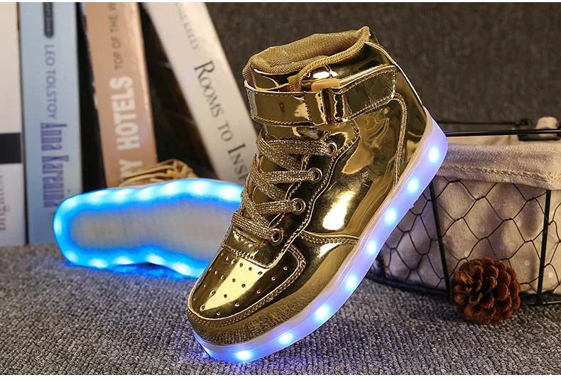 Men's Glowing Sneakers Unisex Luxury Luminous Sneakers USB LED Colorful Lighted Luminous Shoes Women Night Light Vulcanize Shoes