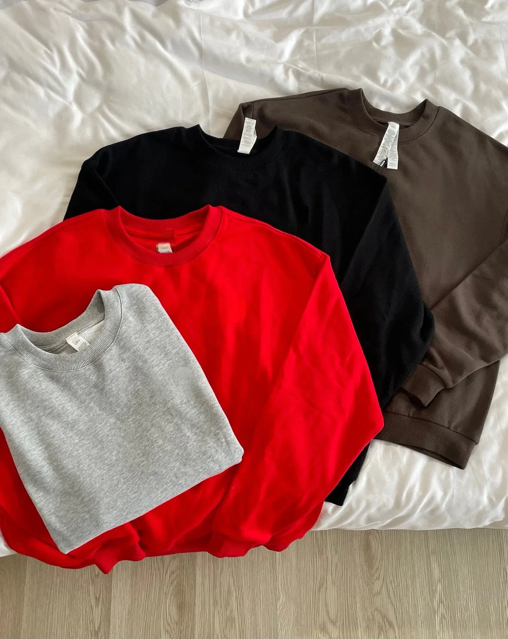 Women Oversized Crewneck Sweatshirt Classic Solid Color Loose Fit Long Sleeve Casual Sports Pullover Comfortable Basic Top Daily