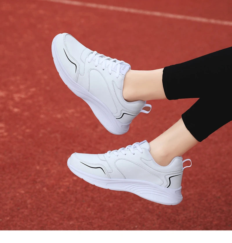 Autumn and Winter Leather Outdoor Running Shoes for Women Flat Sports Casual Shoes for Women White Shoes Large Size Travel
