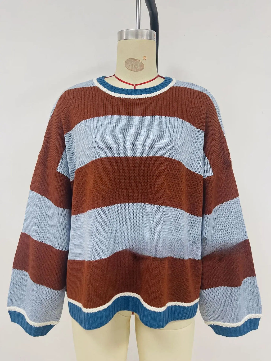 2025 Autumn/Winter Color-Contrasting Stripes