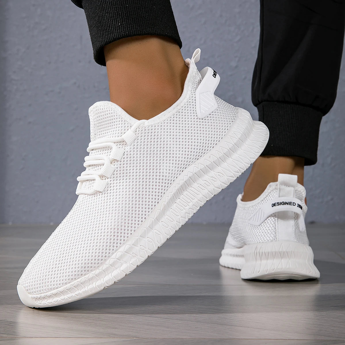 New Summer Casual Original Men's Sneakers Soft Sole Mesh Jogging Lightweight Men's Breathable Vulcanized Shoes