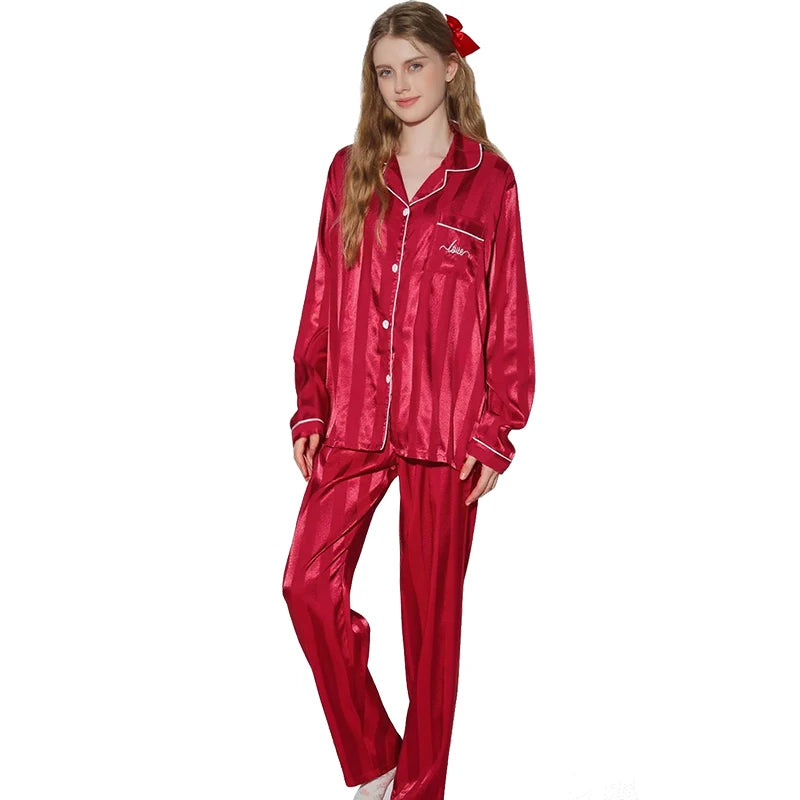 2-Piece Women's Long Sleeved Pajama Set with Embroidered Cardigan