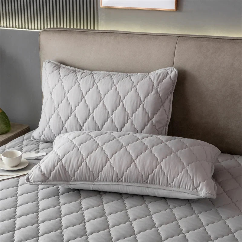 1/2 Pieces Waterproof Pillowcase