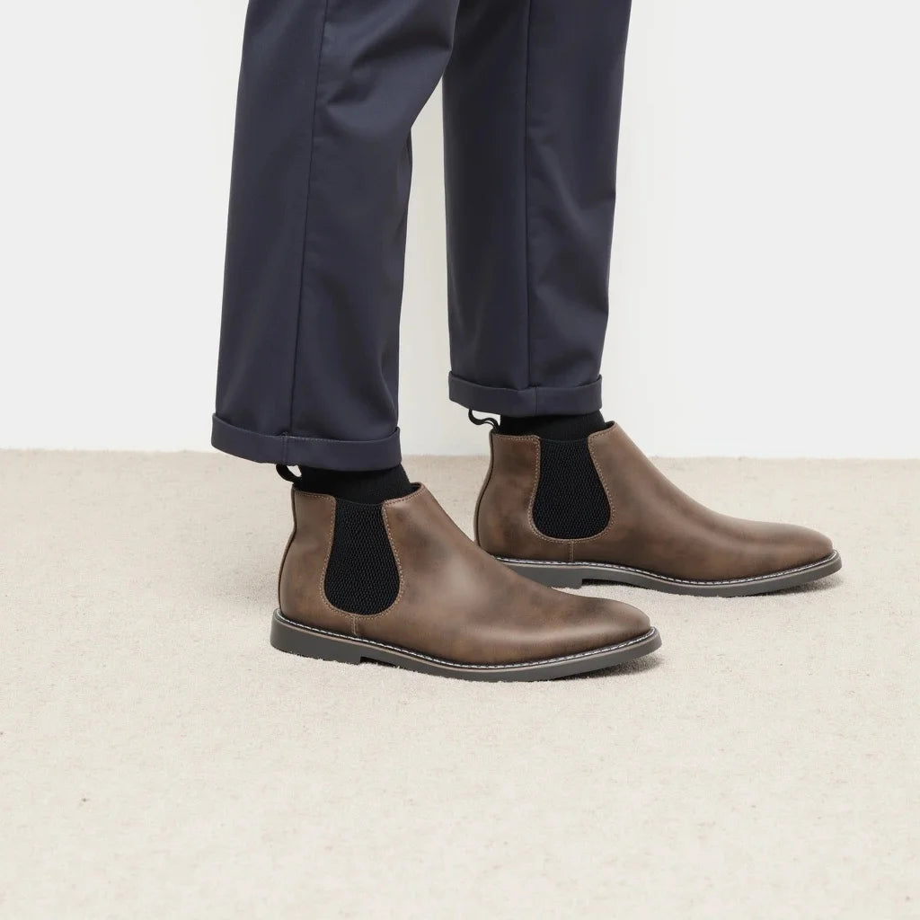 Men's 2026 Casual Comfortable Retro Chelsea Boots Fashion Leather