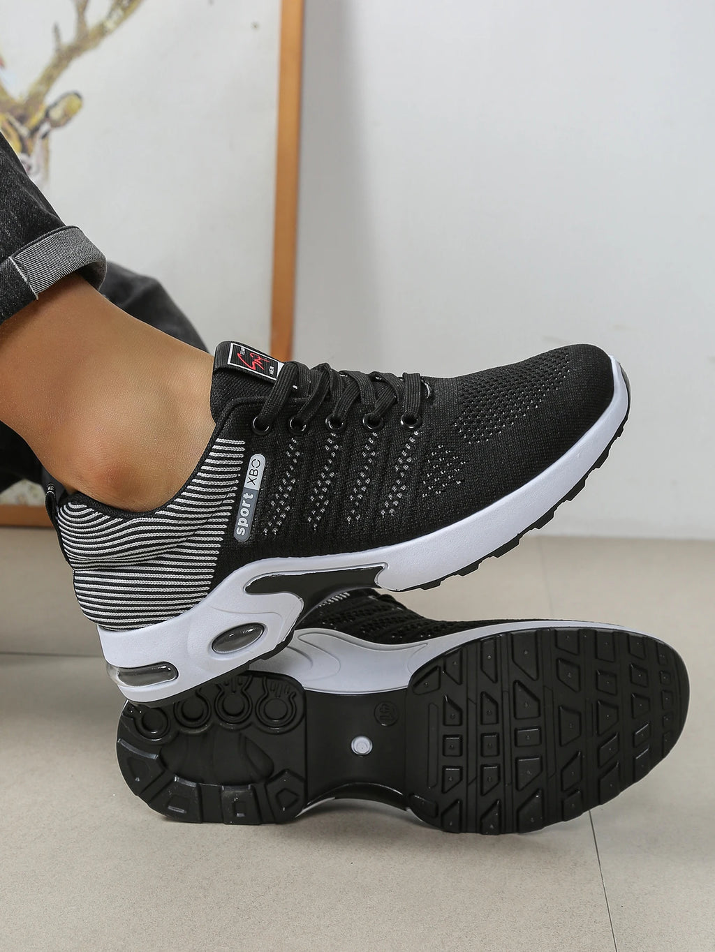 Men's breathable lace-up running