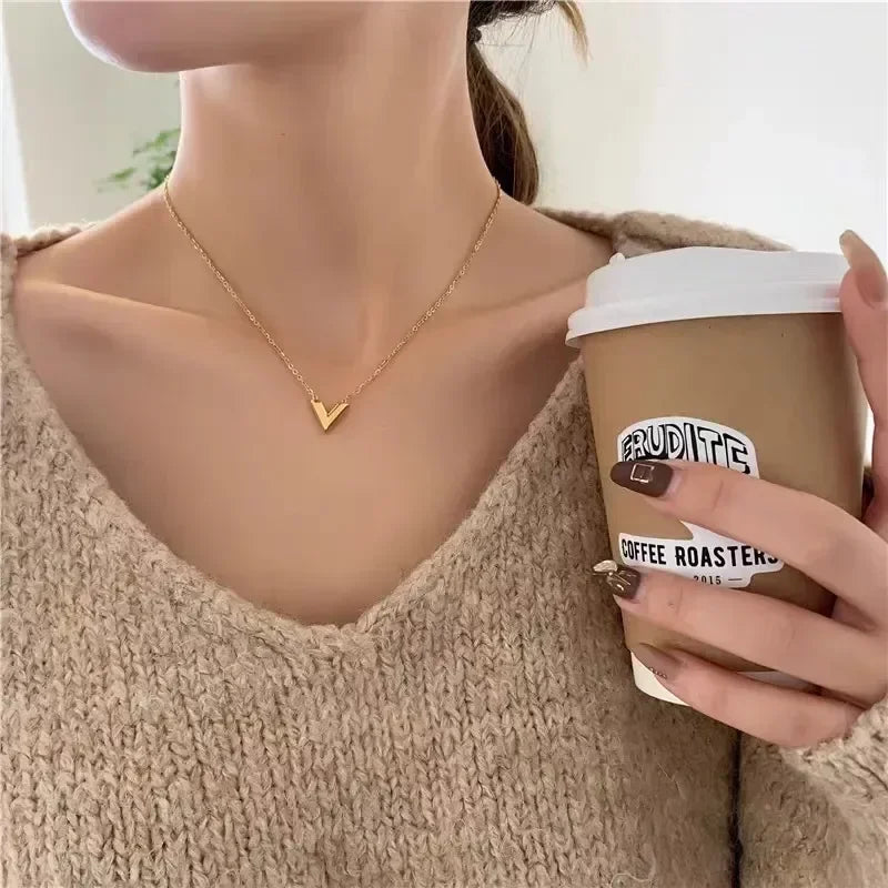 Korean Fashion V Letter