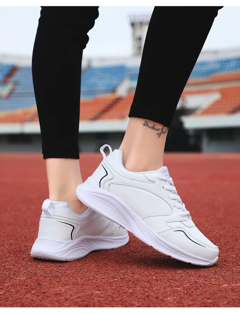 Autumn and Winter Leather Outdoor Running Shoes for Women Flat Sports Casual Shoes for Women White Shoes Large Size Travel