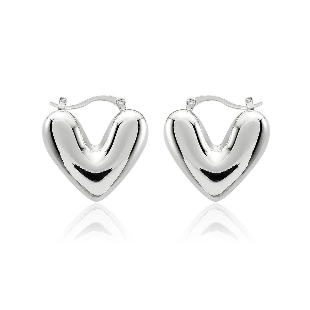 Minimalist Hollow Peach Heart Earrings Fashion Jewelry 2025
