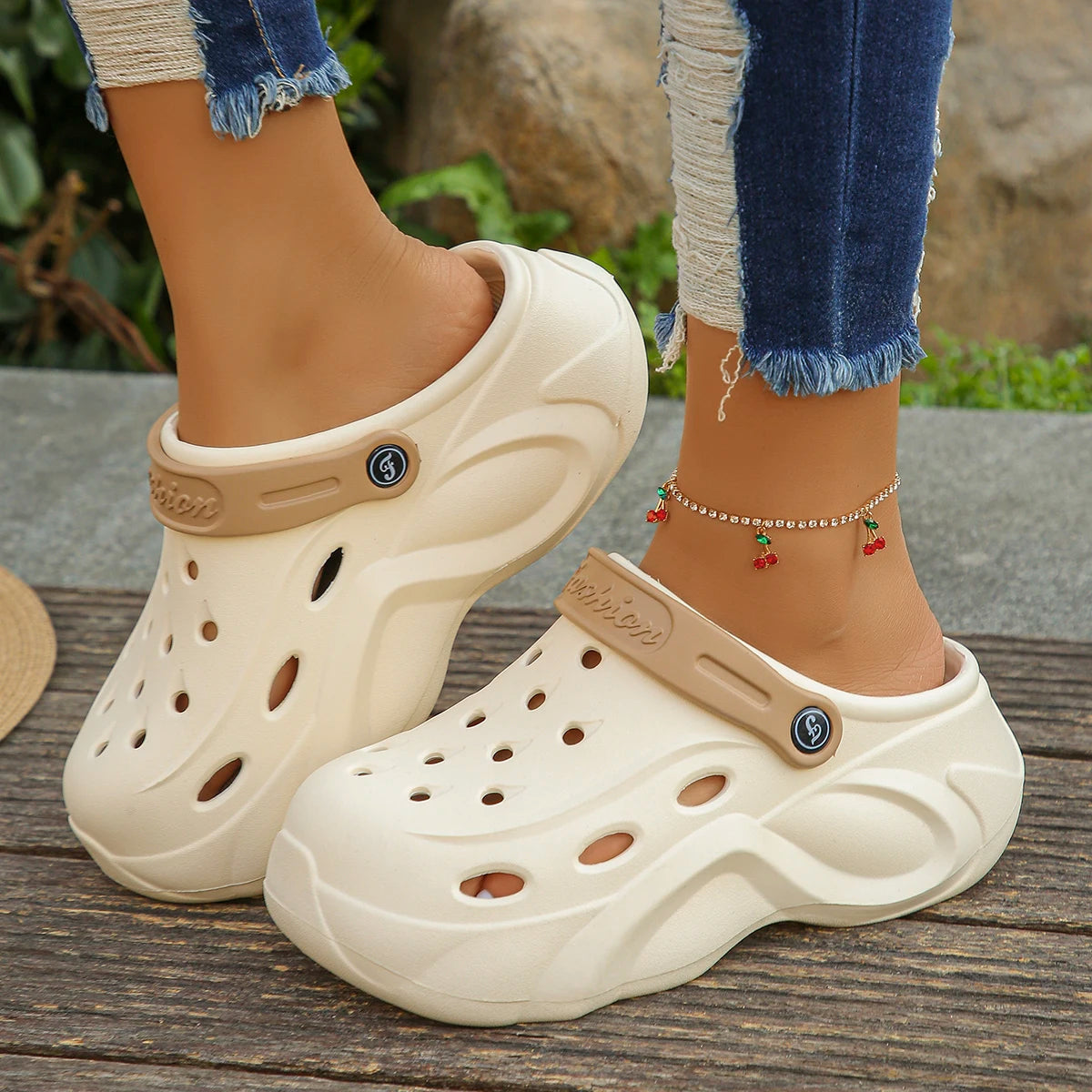 Ladies Hannah Structured Slippers