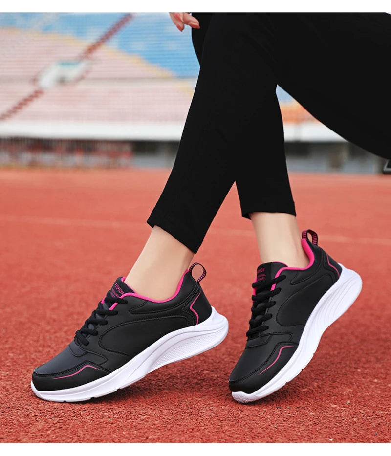 Autumn and Winter Leather Outdoor Running Shoes for Women Flat Sports Casual Shoes for Women White Shoes Large Size Travel