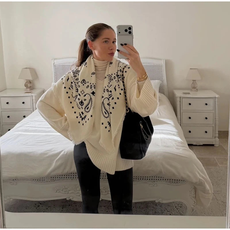 Fashion Paisley Printed Tassel Square Scarf for Women