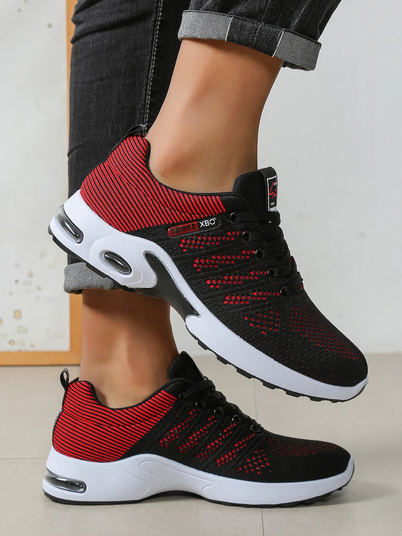 Men's breathable lace-up running