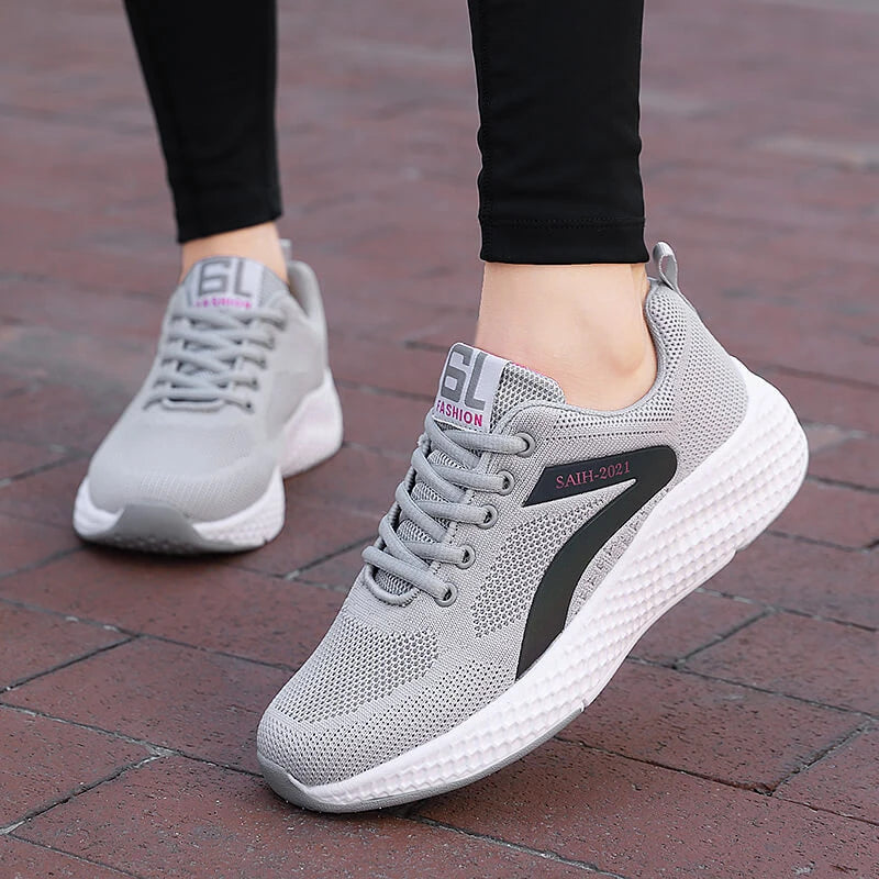 Women's Sports Shoes Comfortable Running Shoes Flying Knit Versatile Lace-Up Casual Shoes For Women Breathable And Fashionable