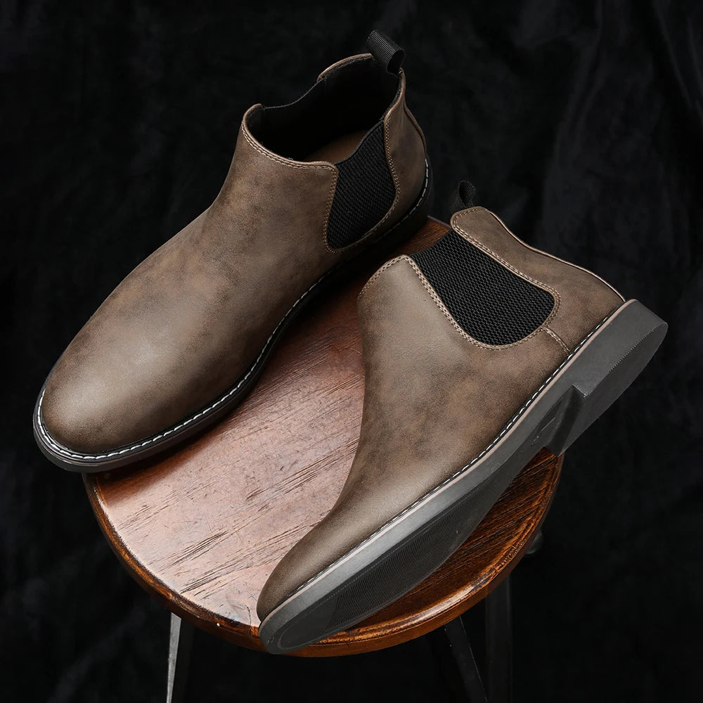 Men's 2026 Casual Comfortable Retro Chelsea Boots Fashion Leather