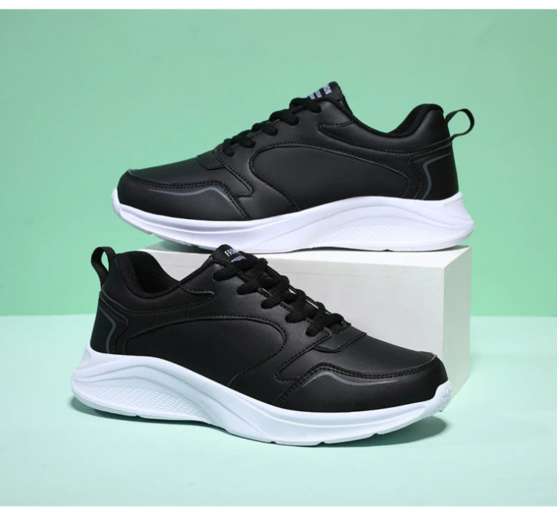 Autumn and Winter Leather Outdoor Running Shoes for Women Flat Sports Casual Shoes for Women White Shoes Large Size Travel