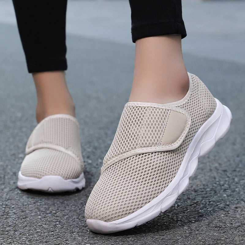 New Casual Orthopedics Wide