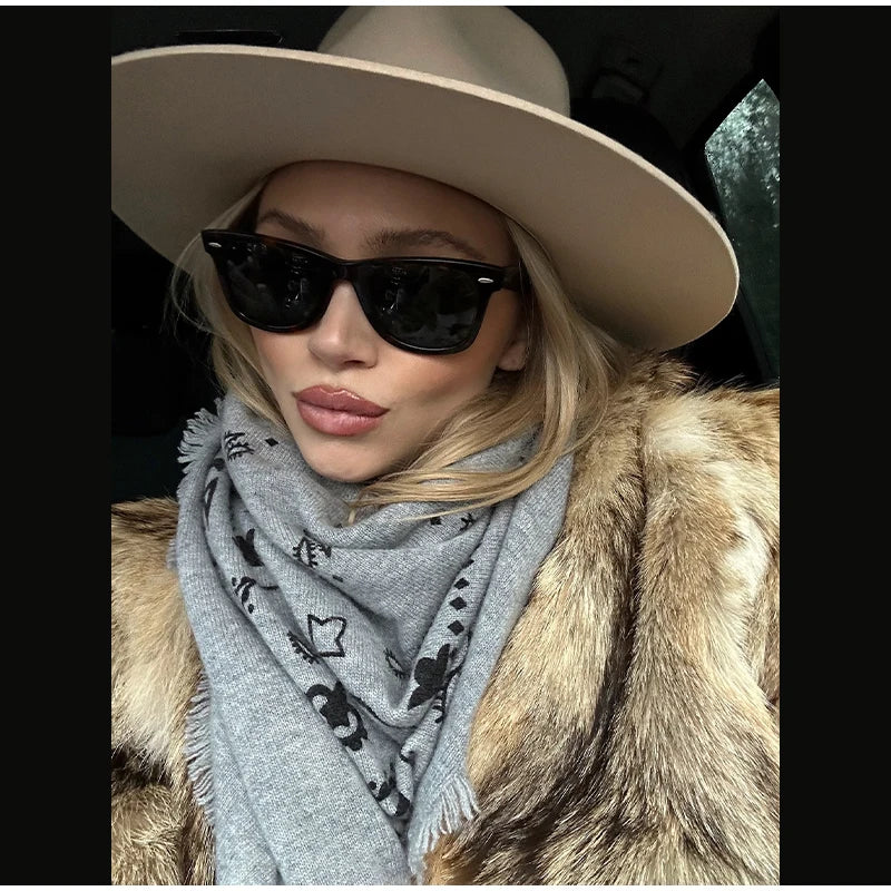 Fashion Paisley Printed Tassel Square Scarf for Women