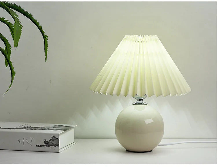 Nordic Girl Room Decorated with Pleated Desk Light Fixtures Korean-style Folding Table Lampshade Cozy Bedroom Bedside Lamp