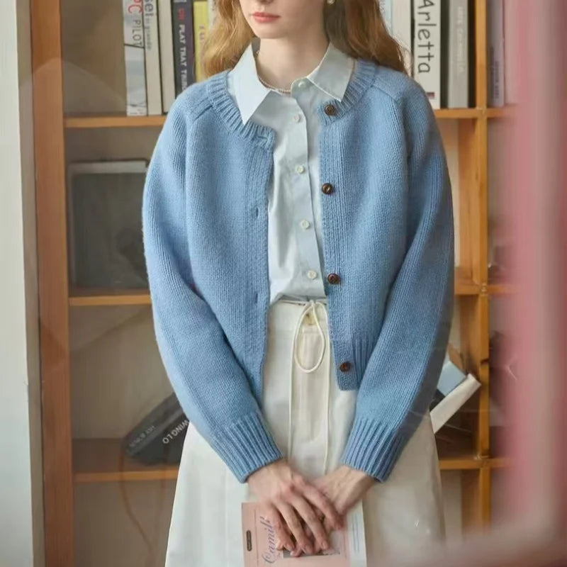 French Retro Short Woolen Sweater with Women's Round Neck and Small Fragrance Style, Loose and Thick Knit Outer Cardigan Sweater