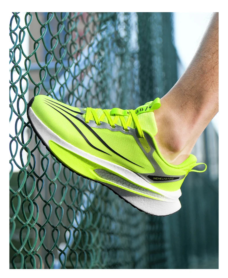 Specialty Men Running Shoes Carbon Board Sports Breathable Lightweight Women's Comfortable Athletic Nonskid Marathon Sneakers