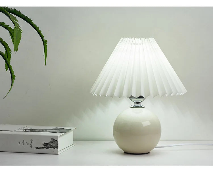 Nordic Girl Room Decorated with Pleated Desk Light Fixtures Korean-style Folding Table Lampshade Cozy Bedroom Bedside Lamp