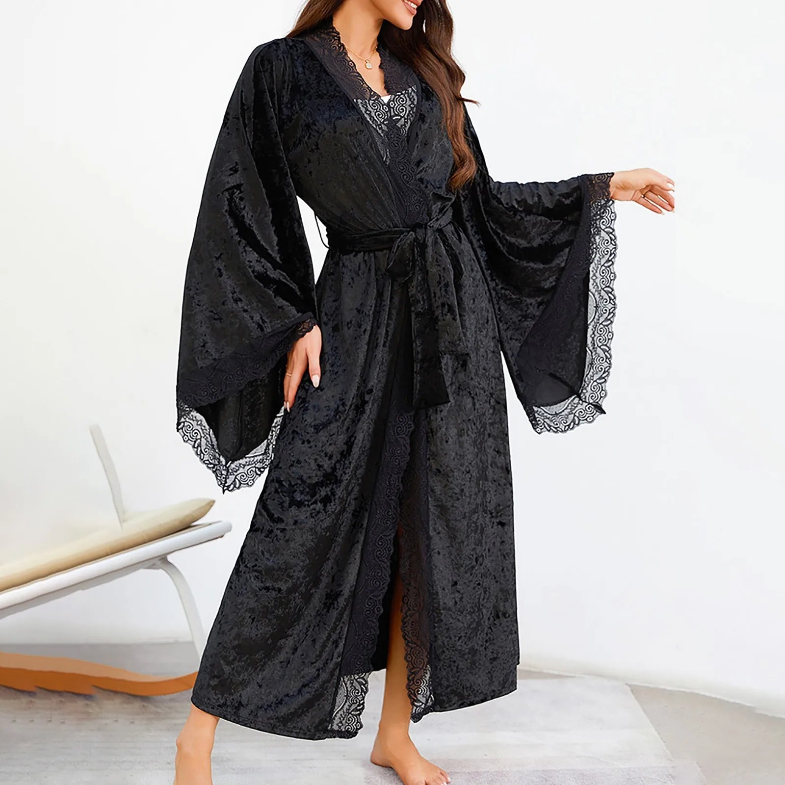 Women's Lace Velvet Bathrobe Breathable Nightgown Kimono Home Clothes Flare Sleeve Night Long Robe Female Sleepwear Homewear