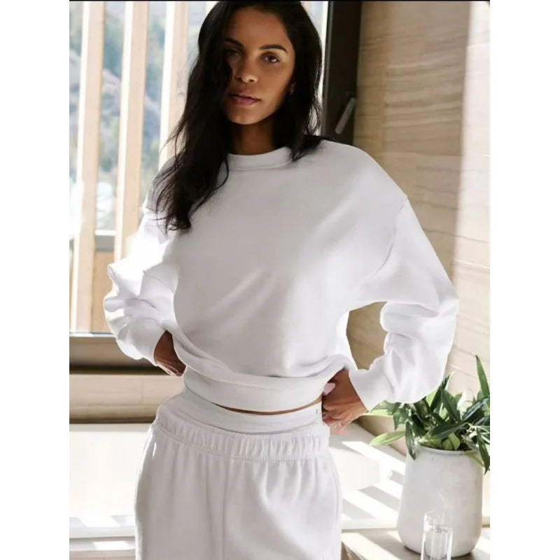 Women Oversized Crewneck Sweatshirt Classic Solid Color Loose Fit Long Sleeve Casual Sports Pullover Comfortable Basic Top Daily
