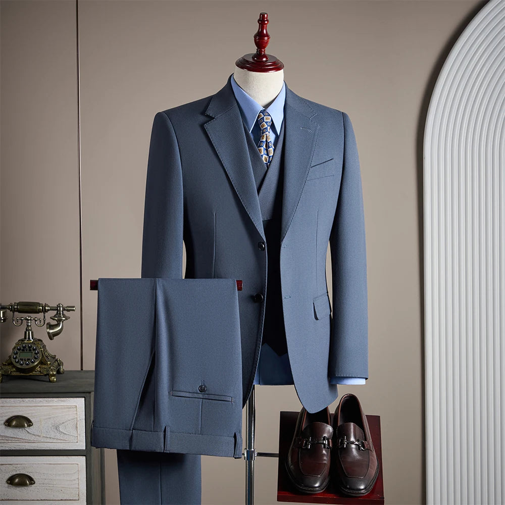 High-end men's wool suit