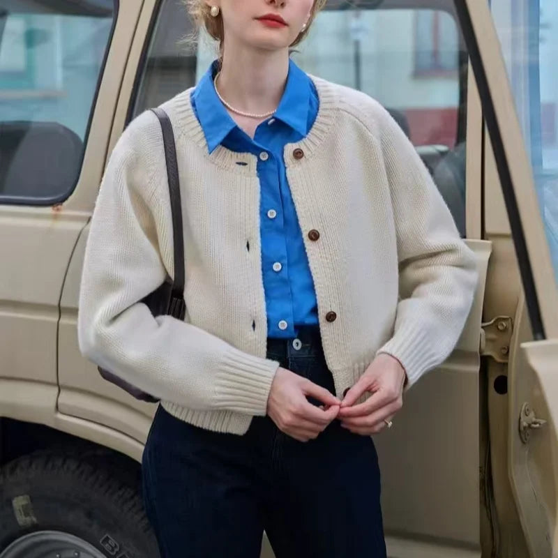 French Retro Short Woolen Sweater with Women's Round Neck and Small Fragrance Style, Loose and Thick Knit Outer Cardigan Sweater