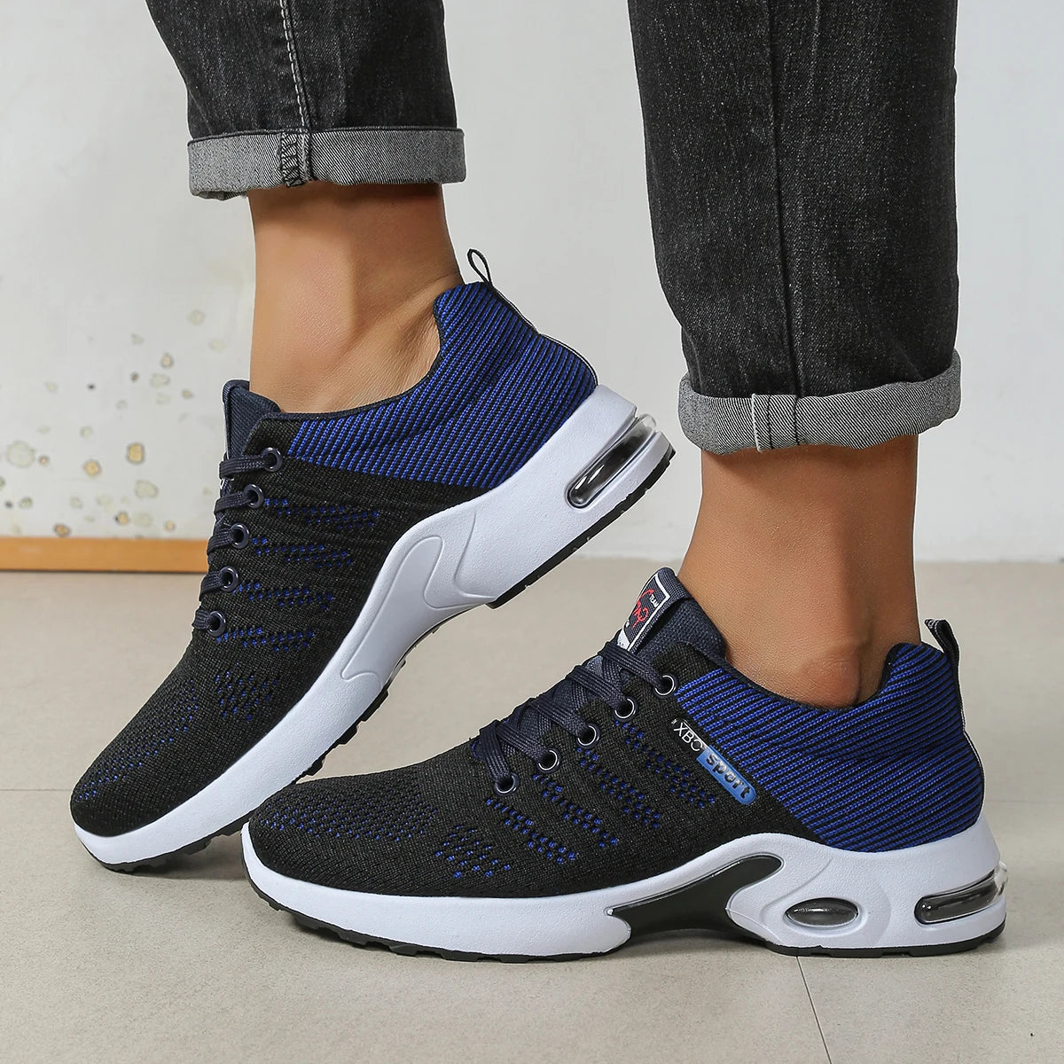 Men's breathable lace-up running