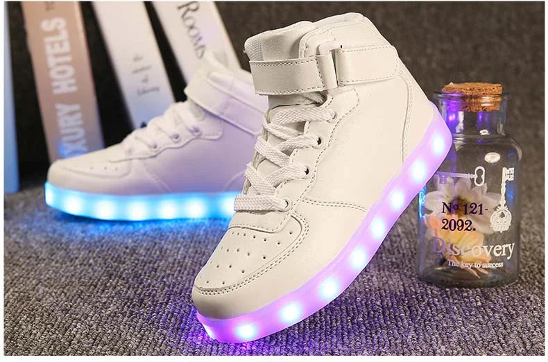 Men's Glowing Sneakers Unisex Luxury Luminous Sneakers USB LED Colorful Lighted Luminous Shoes Women Night Light Vulcanize Shoes