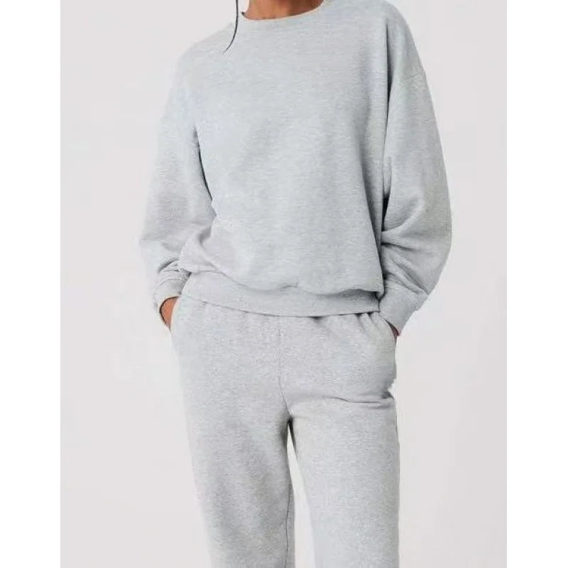 Women Oversized Crewneck Sweatshirt Classic Solid Color Loose Fit Long Sleeve Casual Sports Pullover Comfortable Basic Top Daily