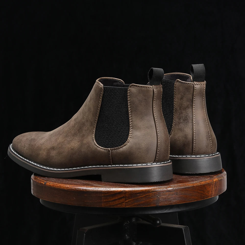 Men's 2026 Casual Comfortable Retro Chelsea Boots Fashion Leather