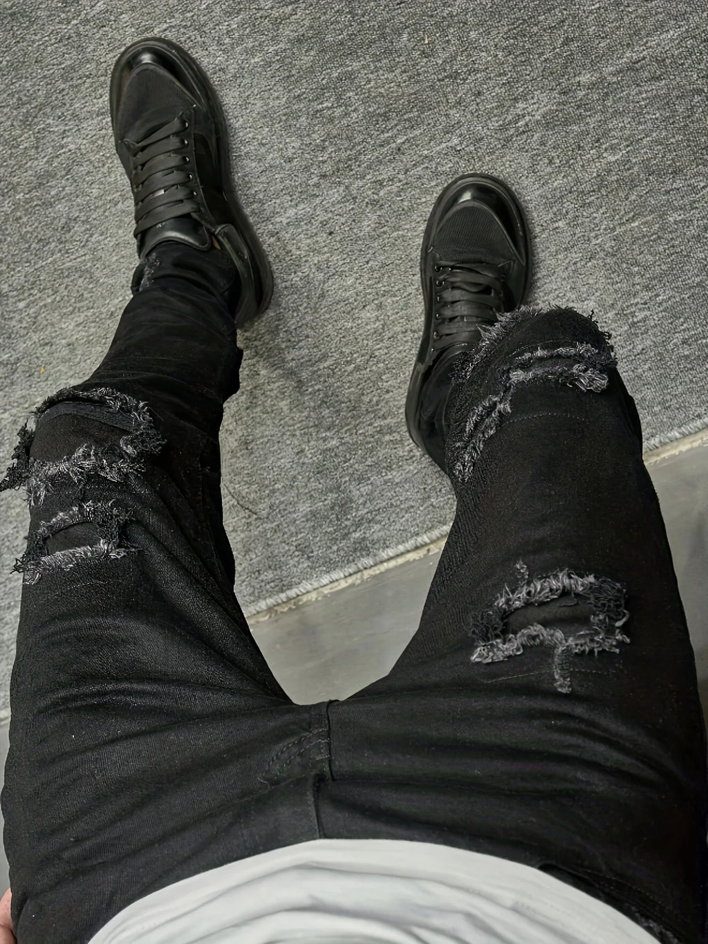 Men's Slim Fit Jeans with Torn Holes and Fabric Patch