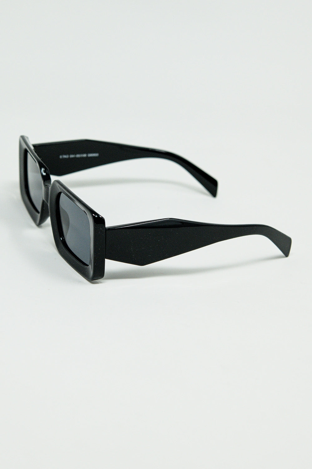 Black Square Sunglasses With